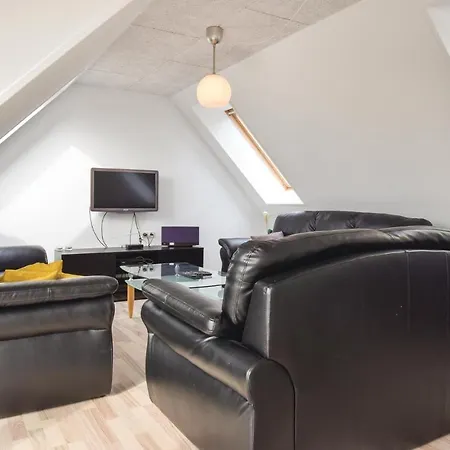 Three-bedroom Holiday In 別荘
